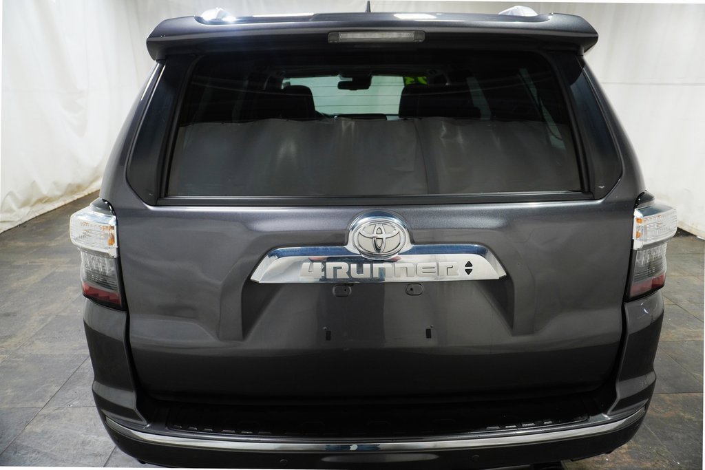 Used 2023 Toyota 4Runner Limited image 4