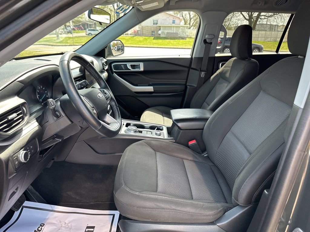 Used 2022 Ford Explorer XLT w/ Class IV Trailer Tow Package image 19