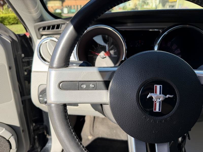 Used 2007 Ford Mustang GT Premium RWD image 39