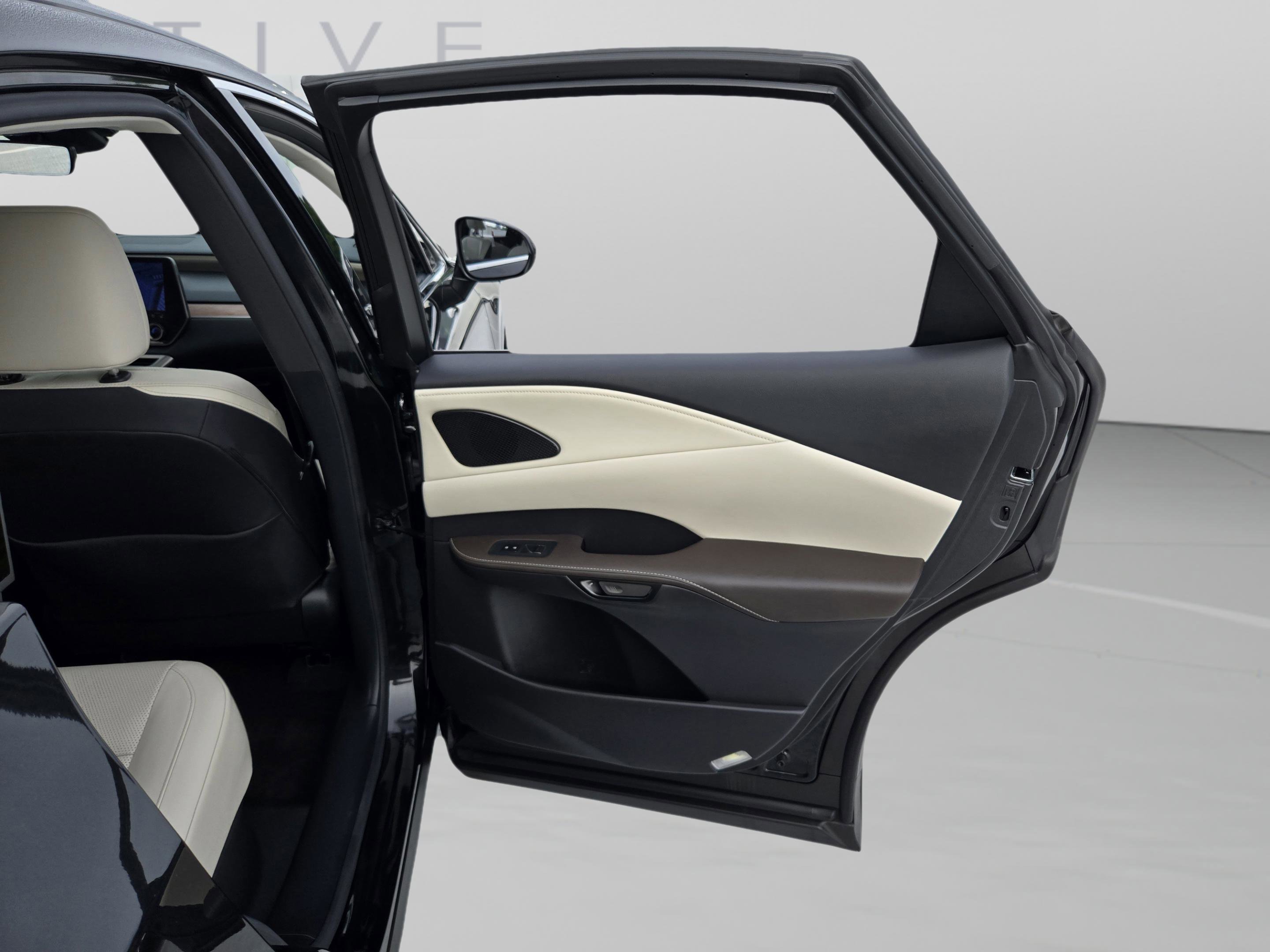 Certified 2023 Lexus RX 350 Premium Plus w/ Cold Area Package FWD image 25