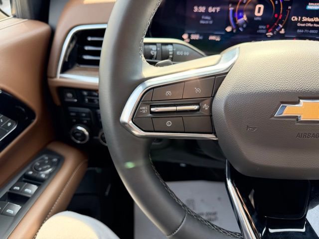 Used 2025 Chevrolet Suburban High Country image 24