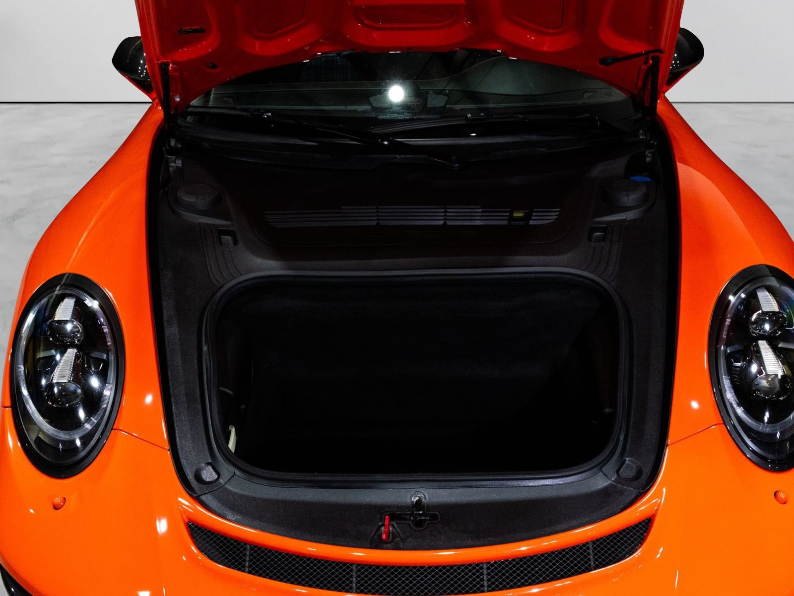 Used 2018 Porsche 911 GT3 RWD image 24