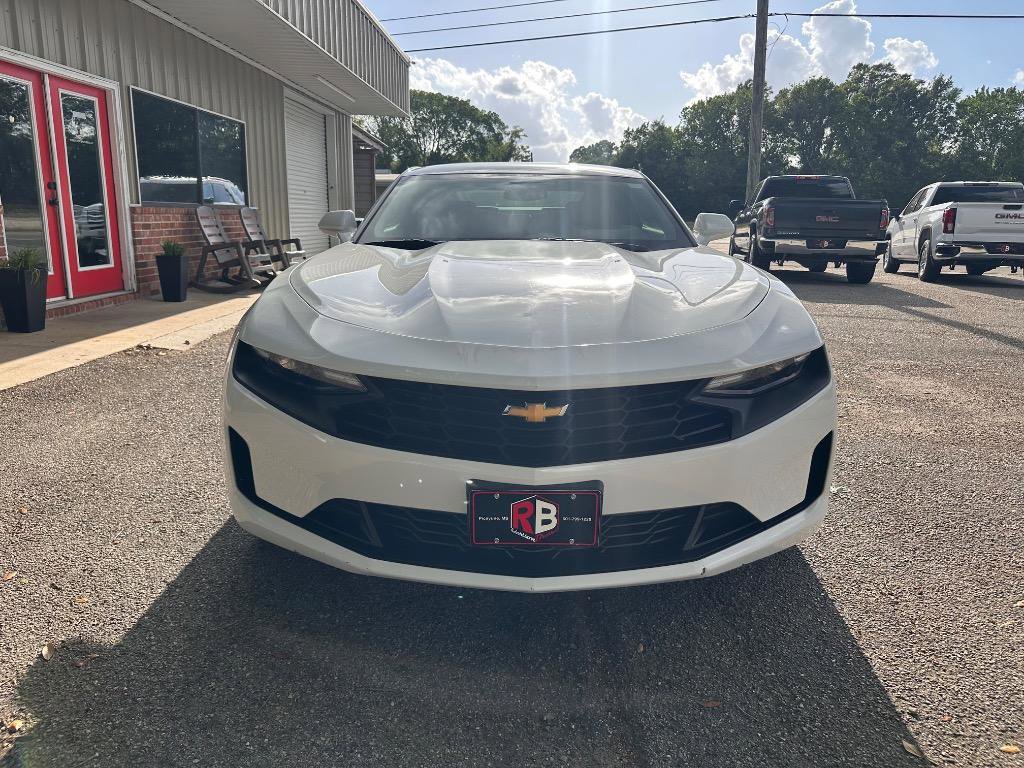Used 2020 Chevrolet Camaro LT w/ Technology Package RWD image 26