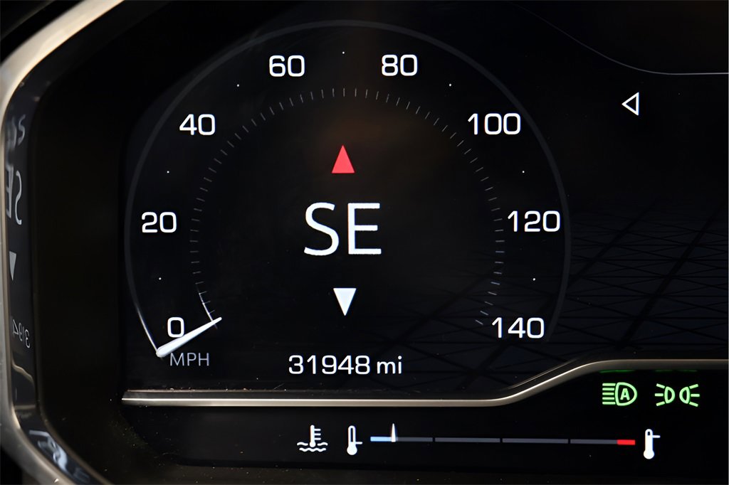 Used 2023 GMC Sierra 1500 Elevation image 13