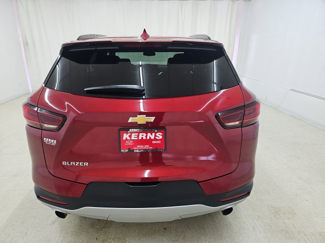 Used 2023 Chevrolet Blazer LT w/ Convenience Package FWD image 18