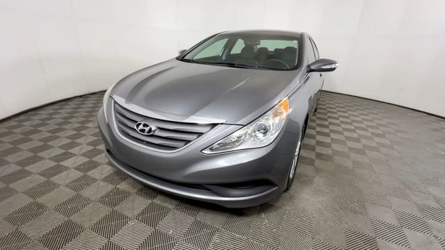Used 2014 Hyundai Sonata GLS w/ Popular Equipment Group 2 FWD image 11