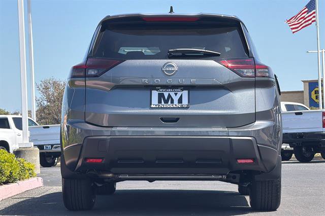 New 2026 Nissan Rogue SV FWD image 5