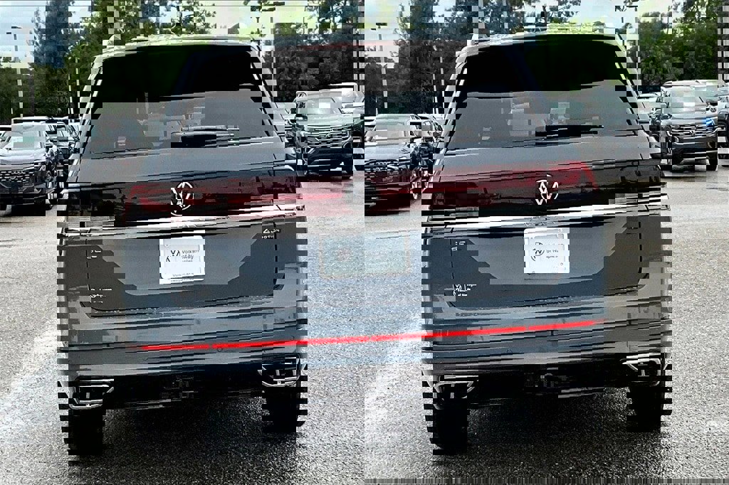 New 2026 Volkswagen Atlas SEL Premium R-Line image 6