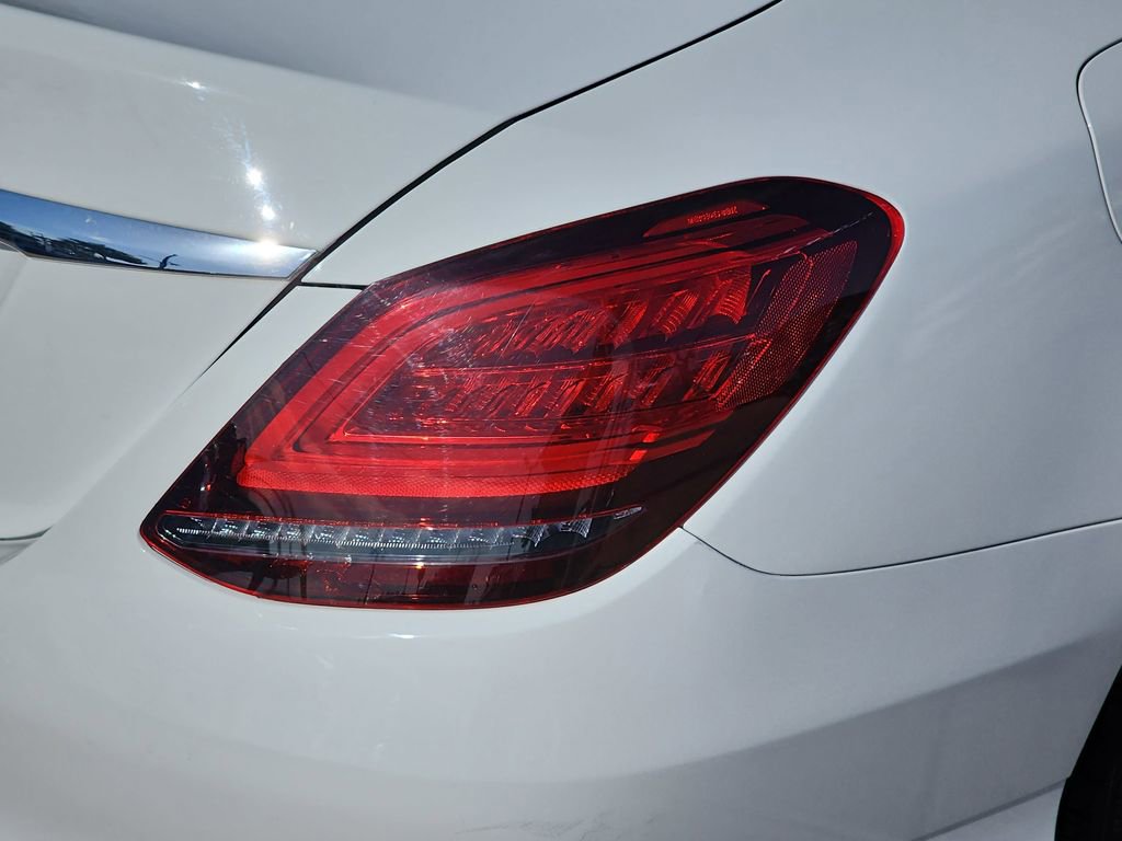 Used 2021 Mercedes-Benz C 300 Sedan image 40
