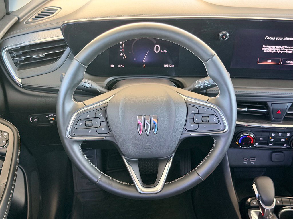 Used 2025 Buick Encore GX Preferred w/ Comfort Package FWD image 17