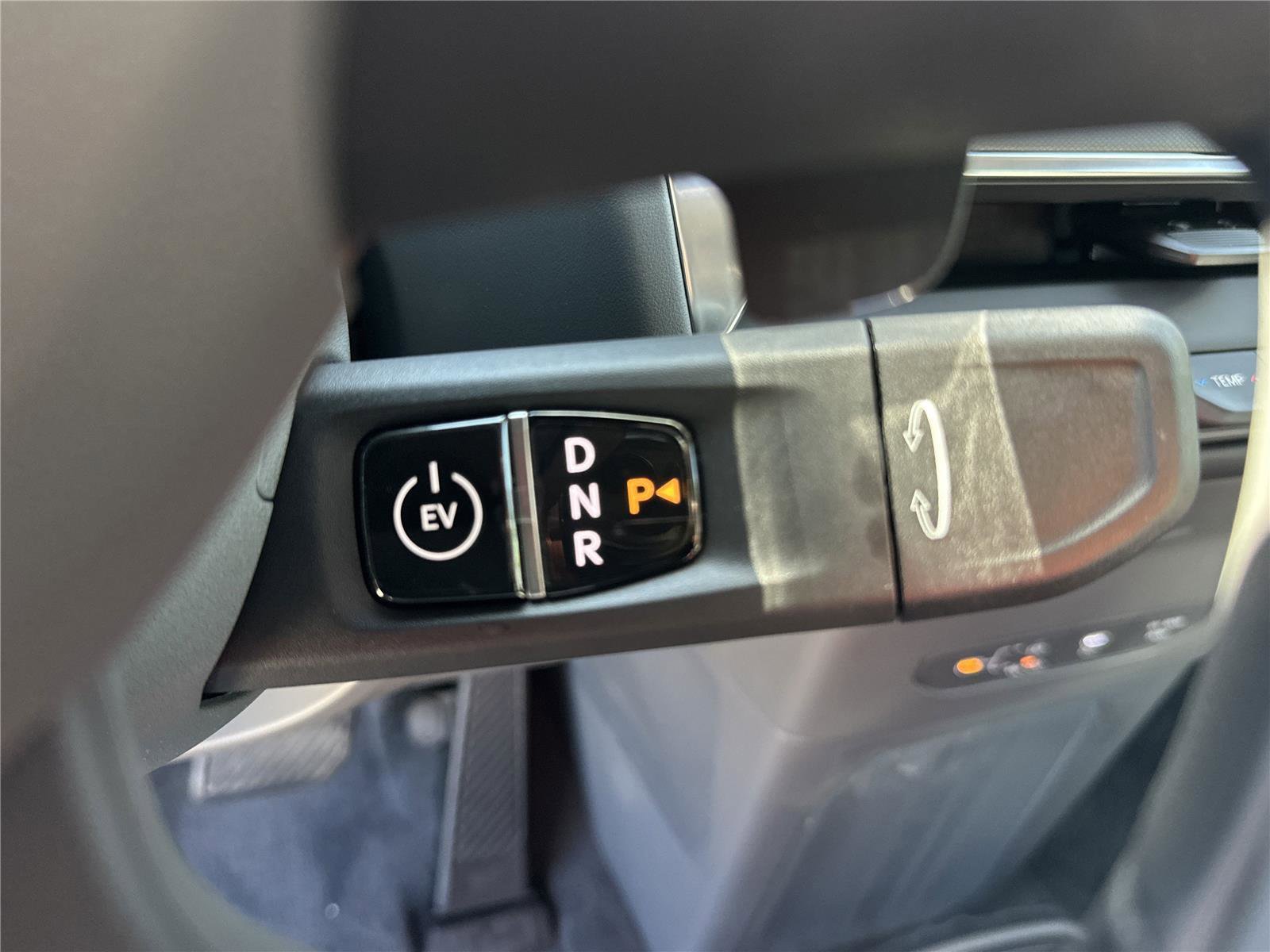 New 2026 Kia EV9 Land image 16