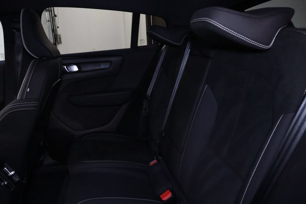 Used 2023 Volvo C40 P8 Recharge Plus AWD/4WD image 16