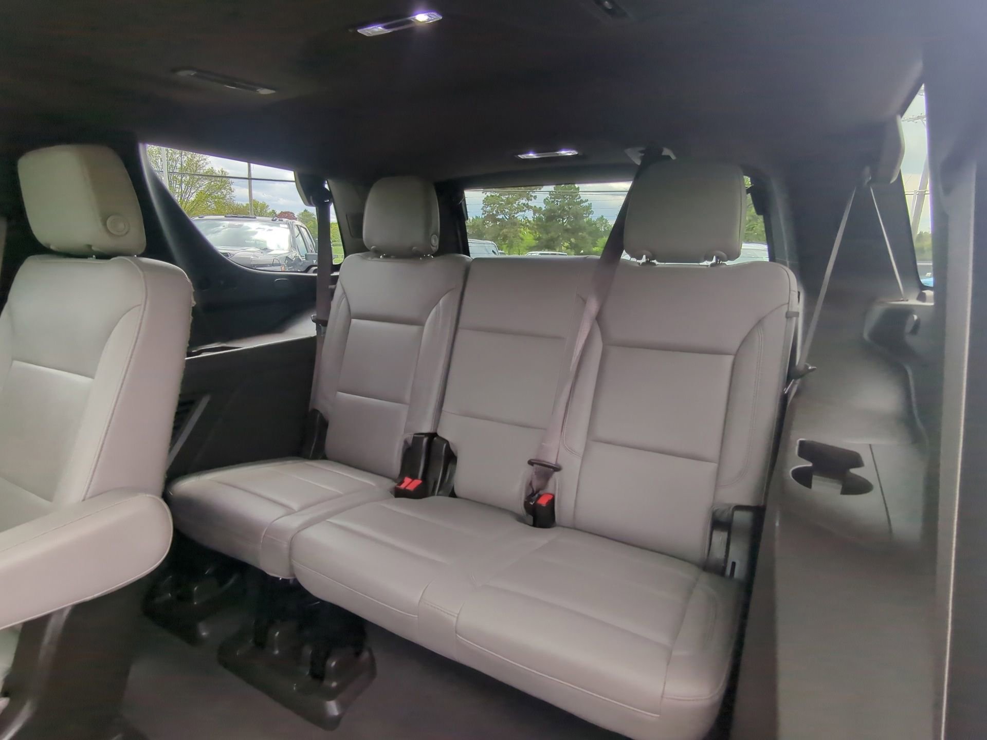 Used 2022 Chevrolet Tahoe LT AWD/4WD image 10