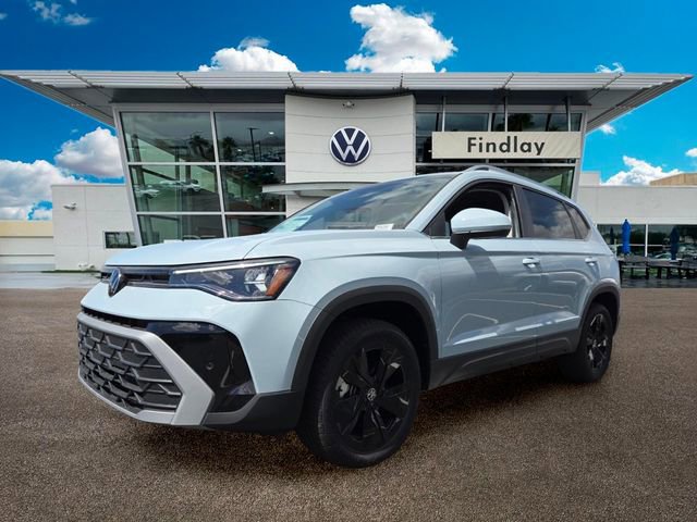 New 2026 Volkswagen Taos SE FWD image 2