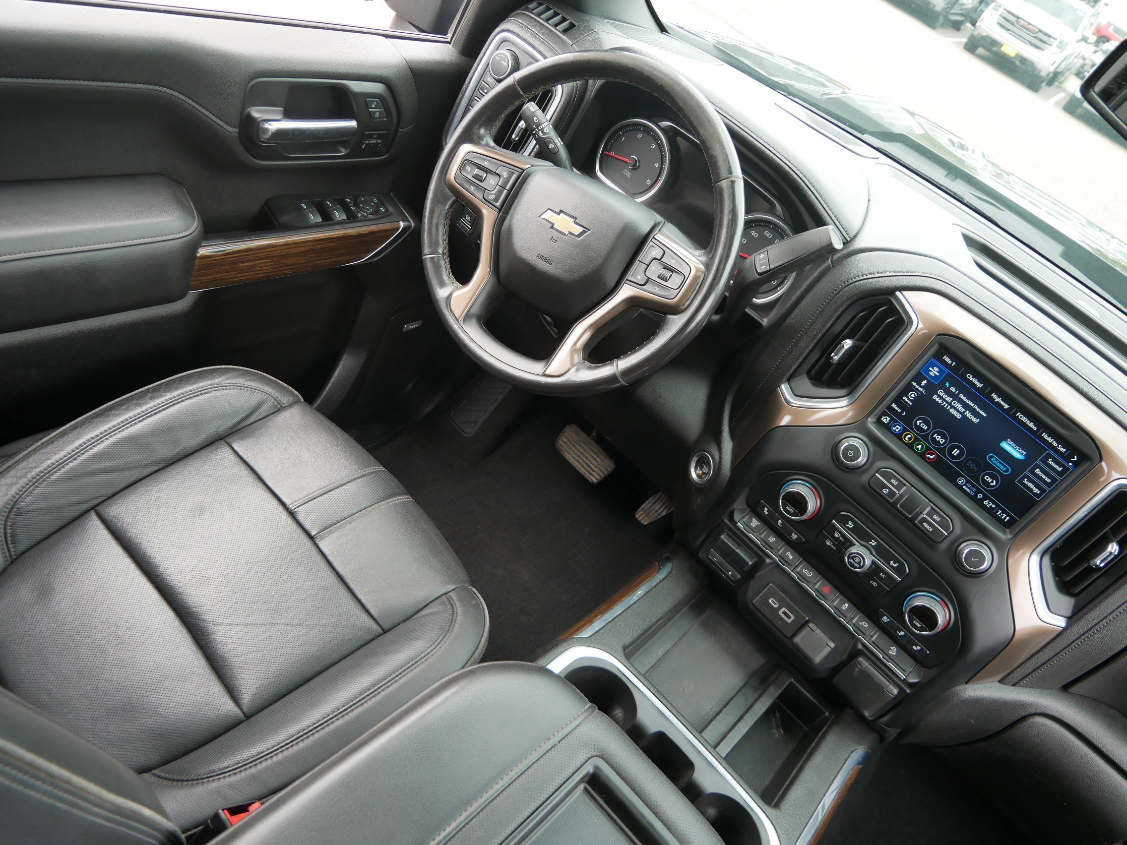 Certified 2022 Chevrolet Silverado 3500 High Country w/ Safety Package II AWD/4WD image 9