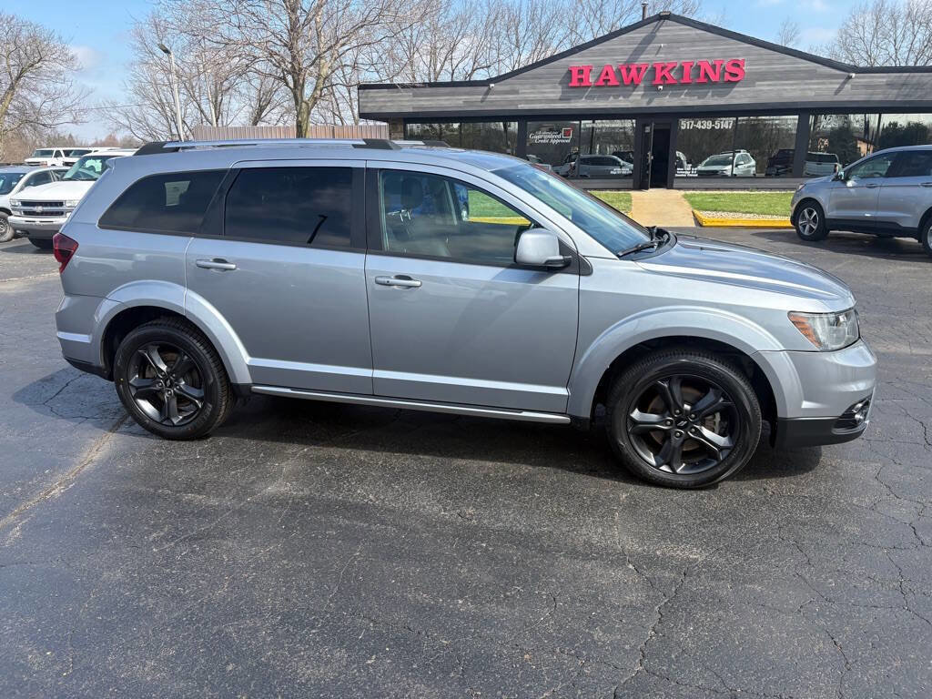Used 2018 Dodge Journey Crossroad w/ Nav & Sun Group AWD/4WD image 5