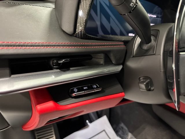 Used 2024 Chevrolet Corvette Stingray Premium Conv w/ Z51 Performance Package RWD image 23