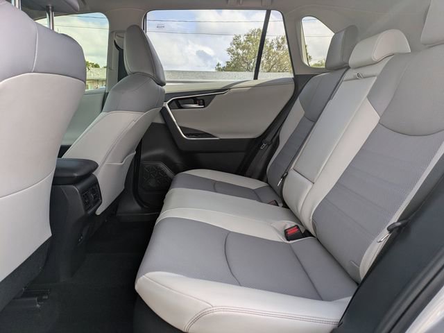 Used 2025 Toyota RAV4 Limited w/ Advanced Technology Package image 15