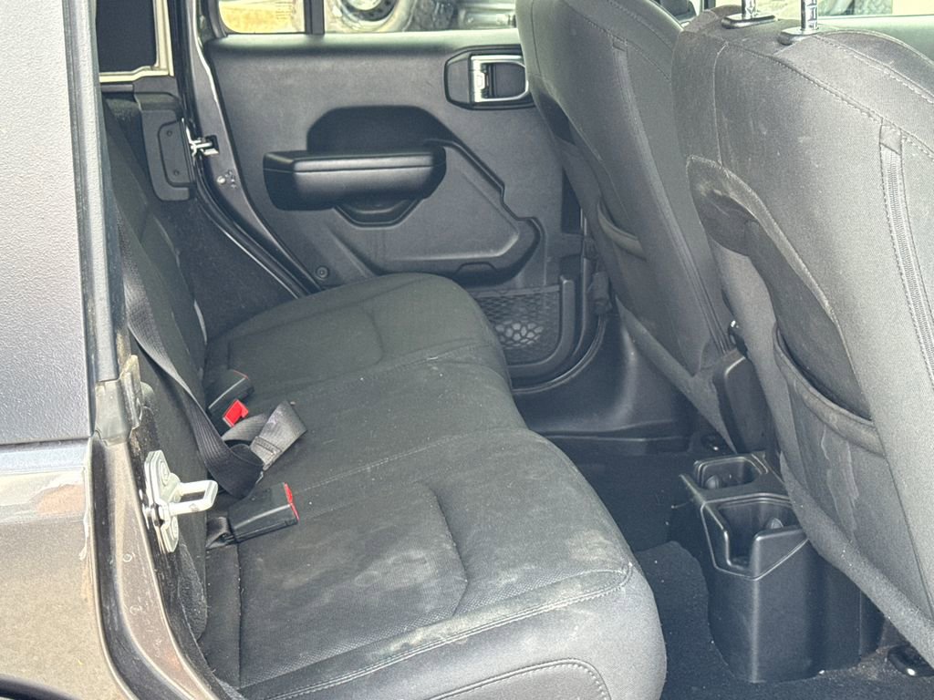 Used 2021 Jeep Wrangler Unlimited Sport AWD/4WD image 15