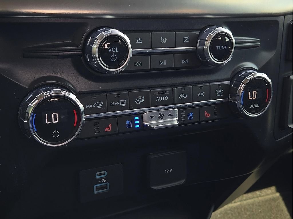 Used 2021 Ford F150 Lariat image 14