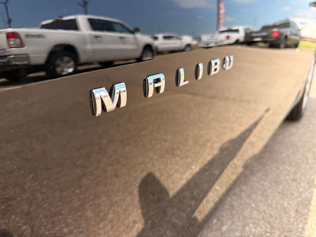 Used 2021 Chevrolet Malibu LT FWD image 9