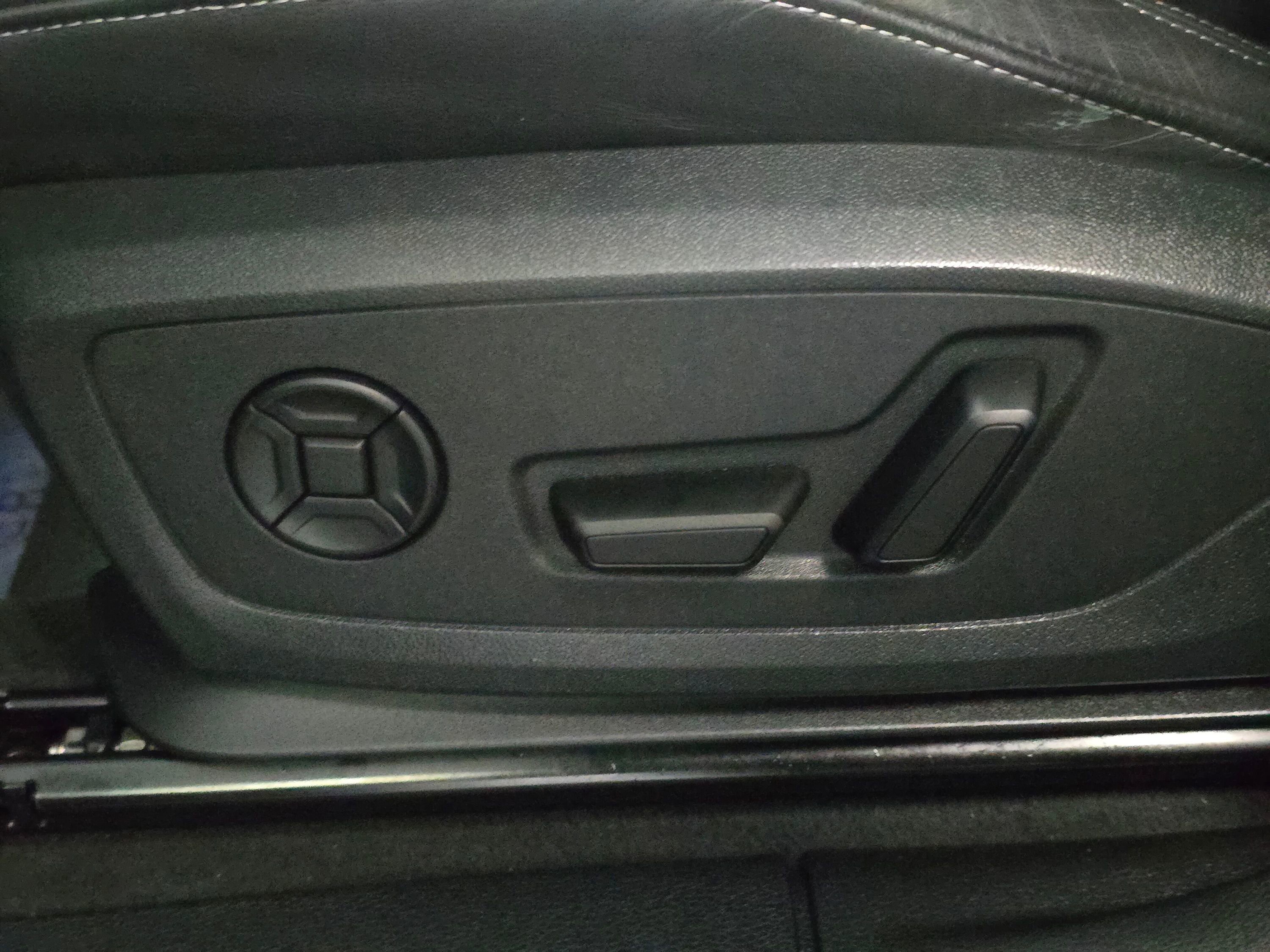 Used 2024 Audi Q3 2.0T Premium Plus image 35