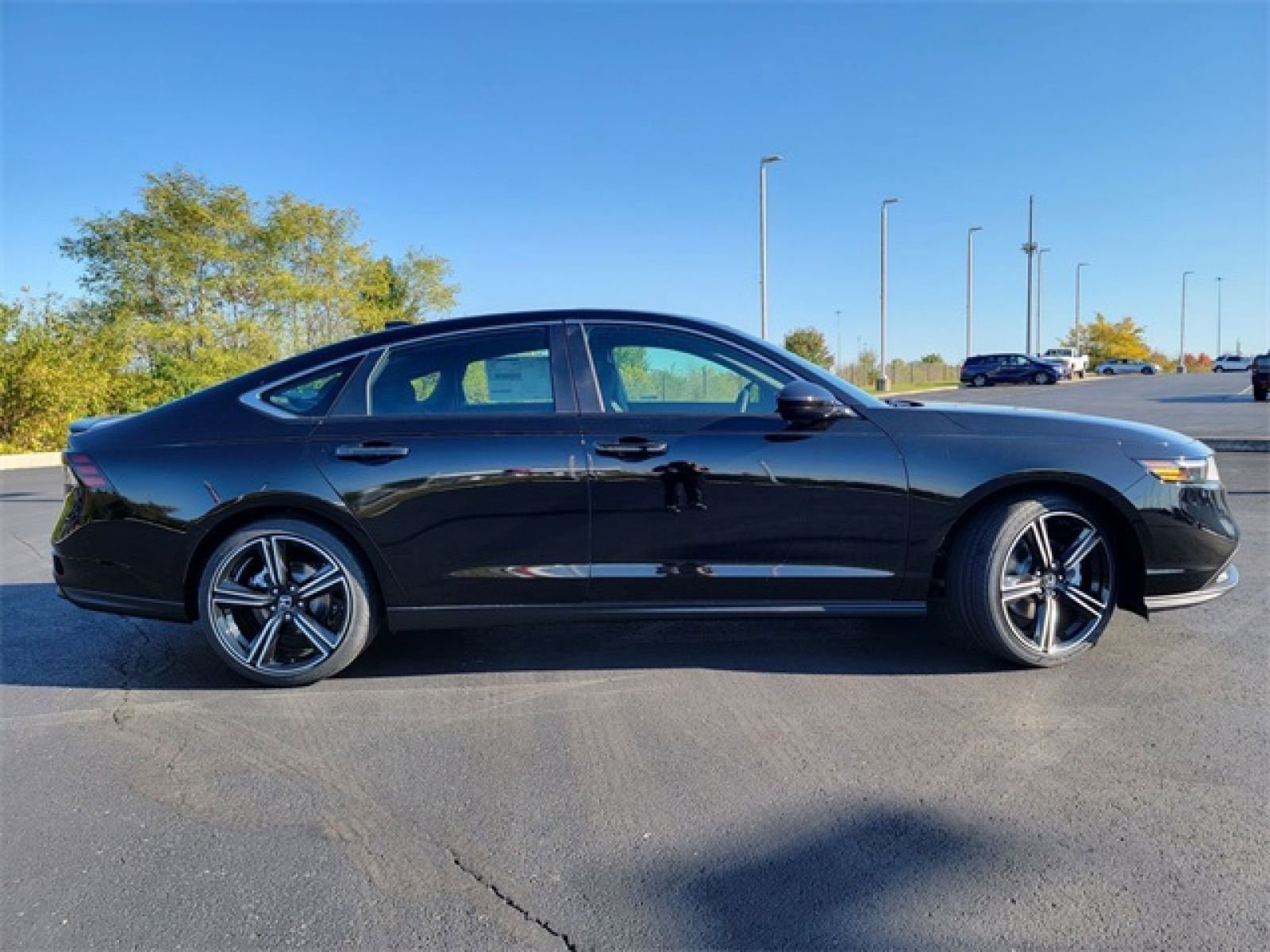 Used 2024 Honda Accord Sport image 4