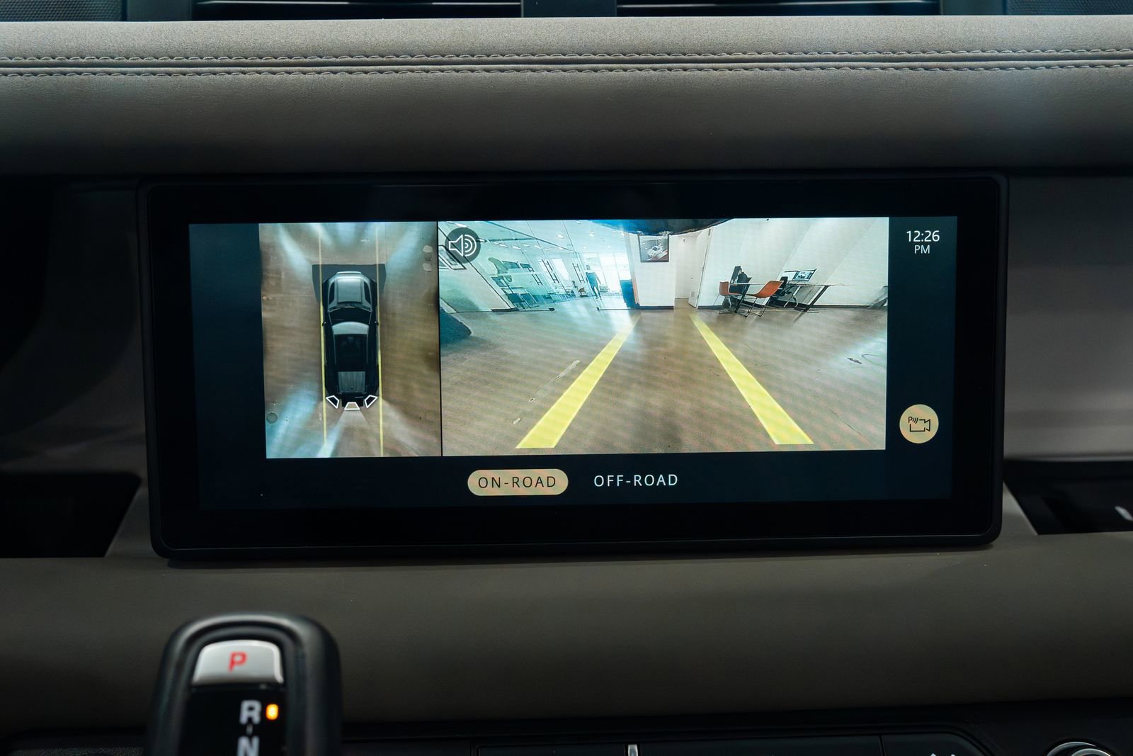 Used 2021 Land Rover Defender 110 SE image 13