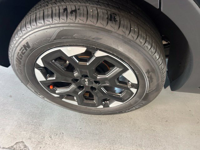 Used 2025 Kia Sorento S AWD/4WD image 9