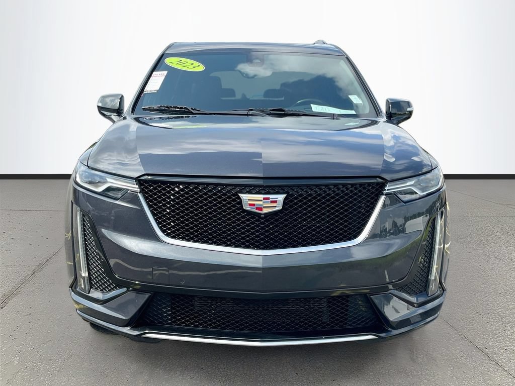 Used 2023 Cadillac XT6 Sport w/ Technology Package AWD/4WD image 2