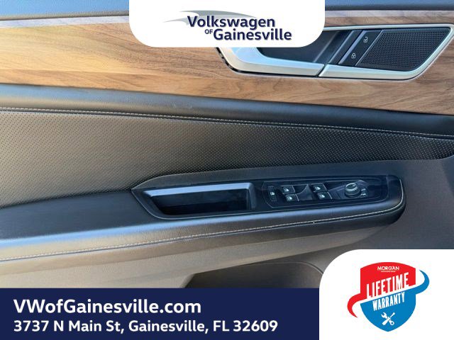 Certified 2024 Volkswagen Atlas SE FWD image 18