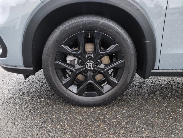 Certified 2024 Honda HR-V Sport image 29