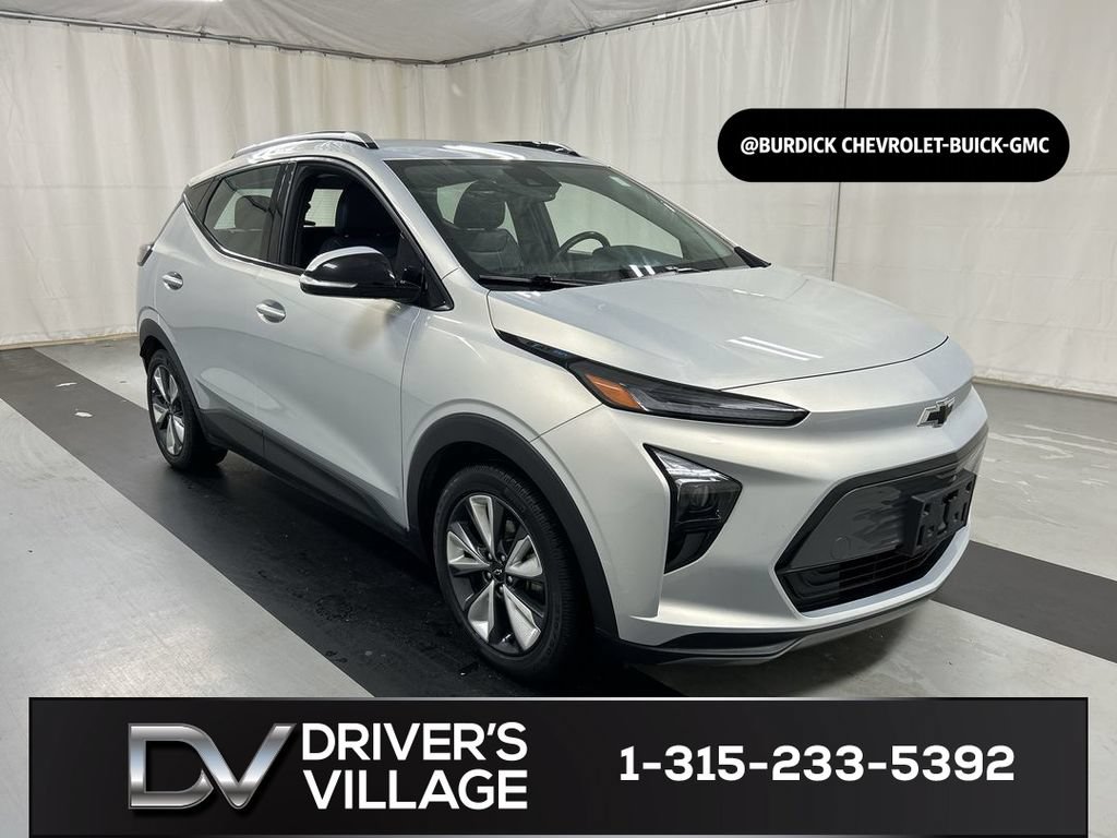Used 2022 Chevrolet Bolt EUV LT w/ Convenience Package FWD video 1