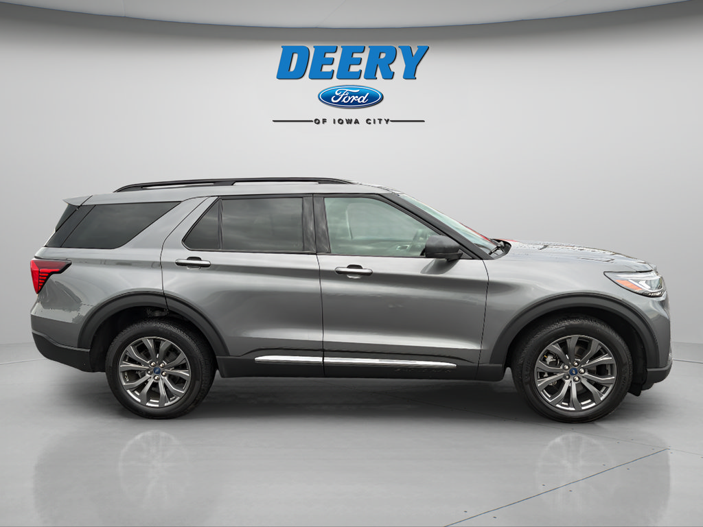 Used 2025 Ford Explorer Active w/ Active Comfort Package AWD/4WD image 6