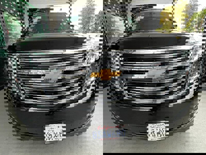 Used 2020 Chevrolet Suburban Premier image 12