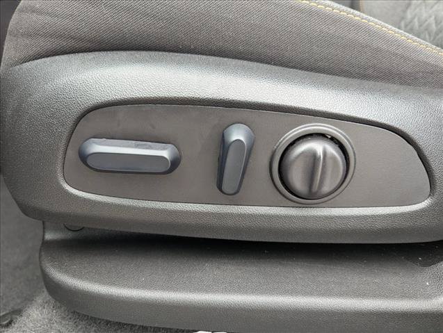 Used 2024 Chevrolet Equinox LT AWD/4WD image 11