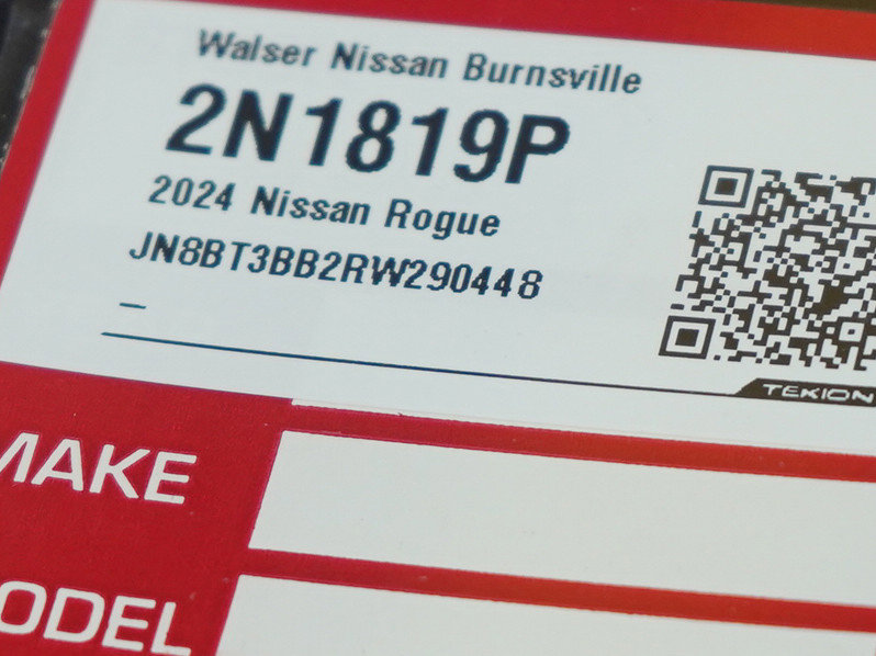 Used 2024 Nissan Rogue SV w/ SV Premium Package image 29