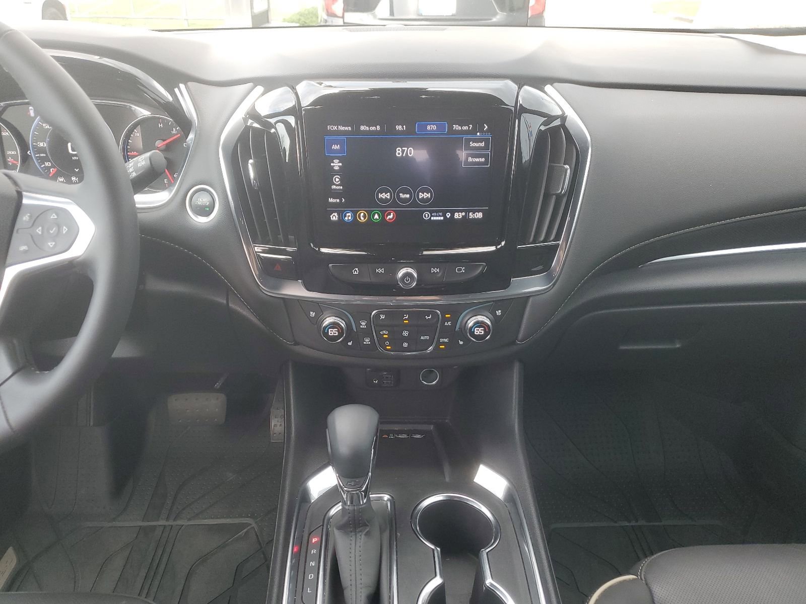 Used 2023 Chevrolet Traverse Premier image 10