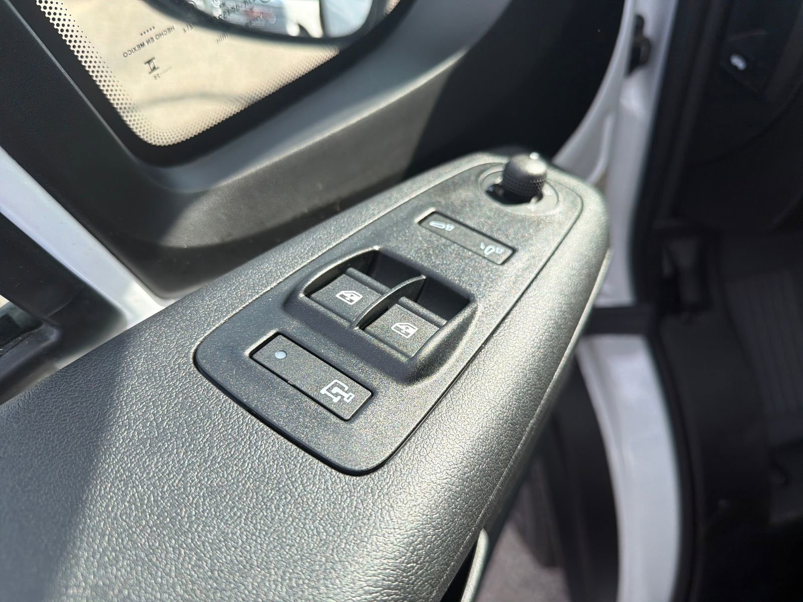 Used 2025 RAM ProMaster 3500 w/ Convenience Group FWD image 12