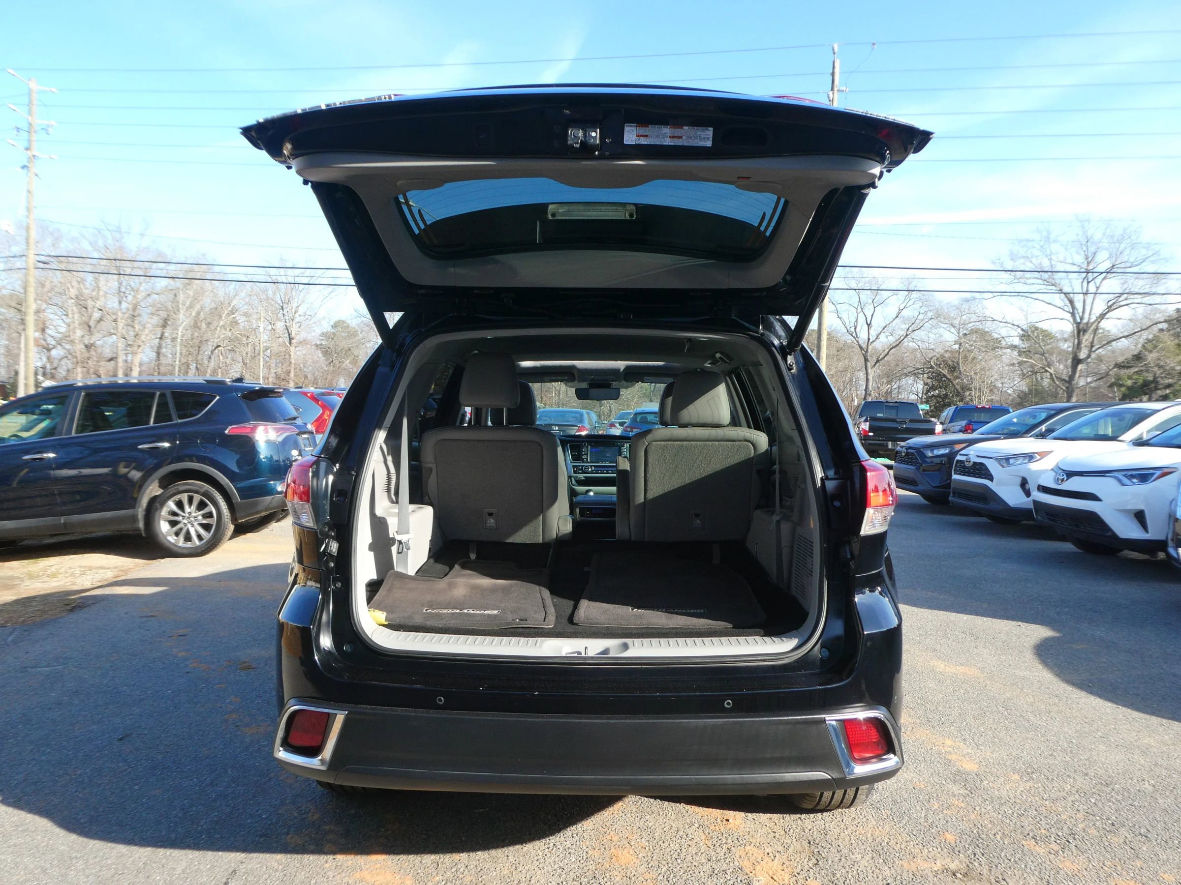 Used 2019 Toyota Highlander Limited image 7