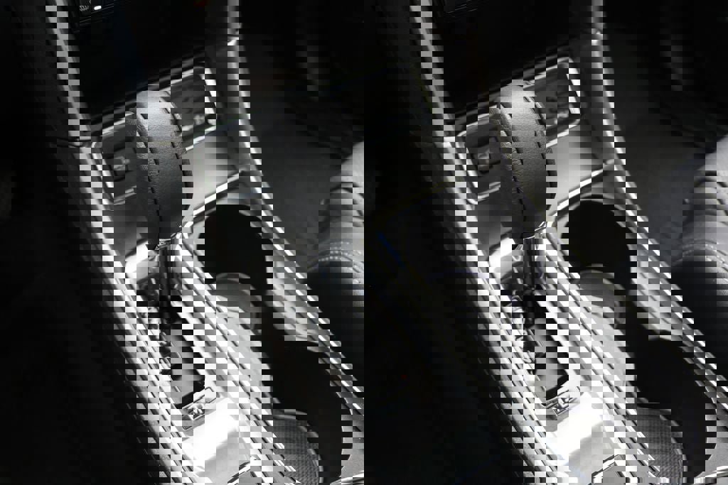 Used 2022 Subaru Ascent Limited w/ Technology Package image 28