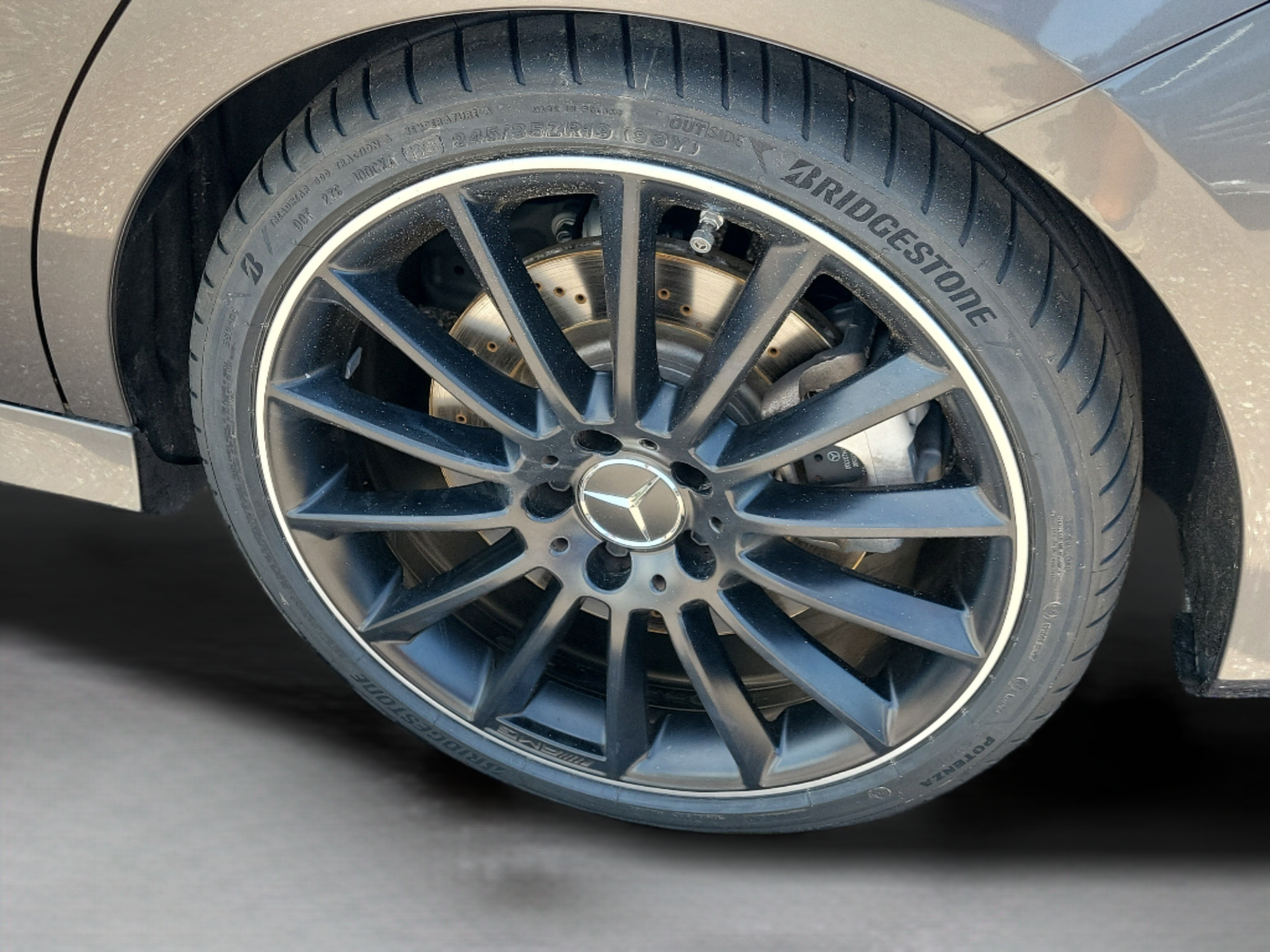Certified 2023 Mercedes-Benz CLA 35 AMG 4MATIC image 30