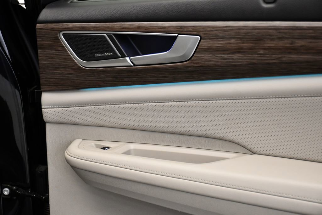 Used 2024 Volkswagen Atlas SEL Premium R-Line image 52