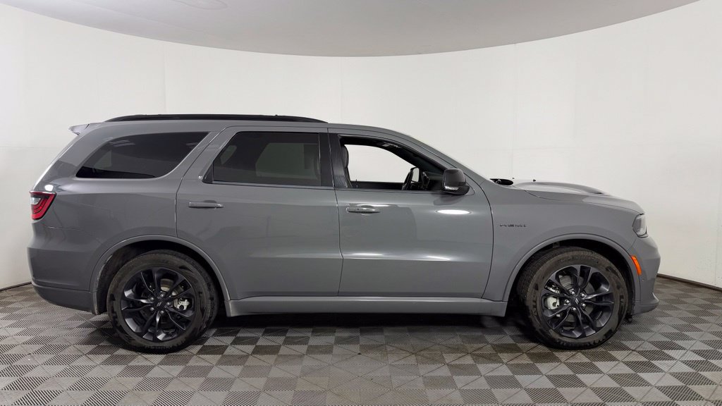 Used 2023 Dodge Durango R/T AWD/4WD image 11