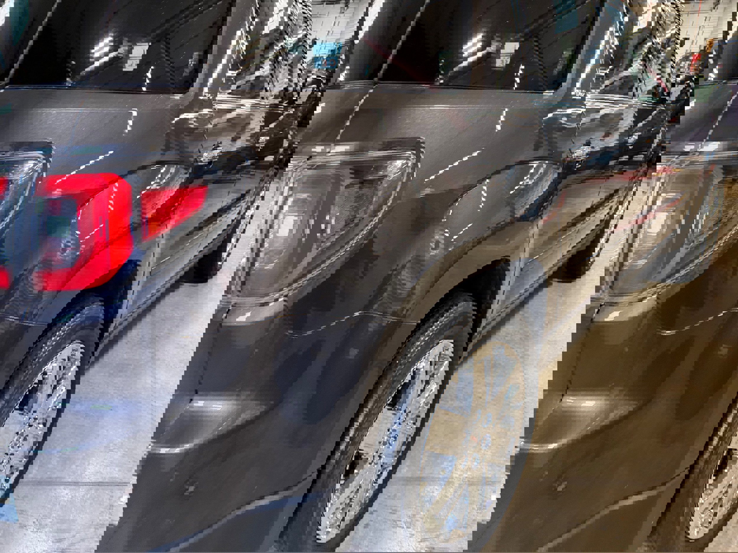 Used 2017 GMC Acadia Limited SLT image 22