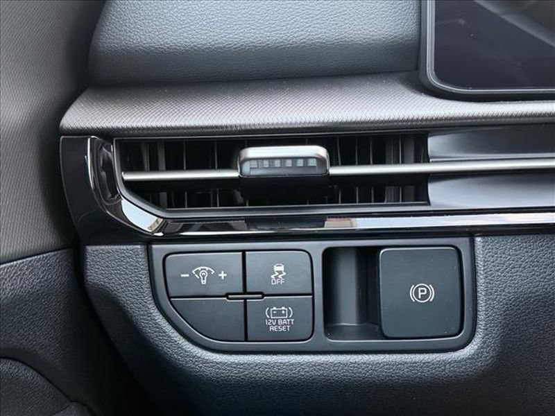 New 2027 Kia Sportage S AWD/4WD image 18