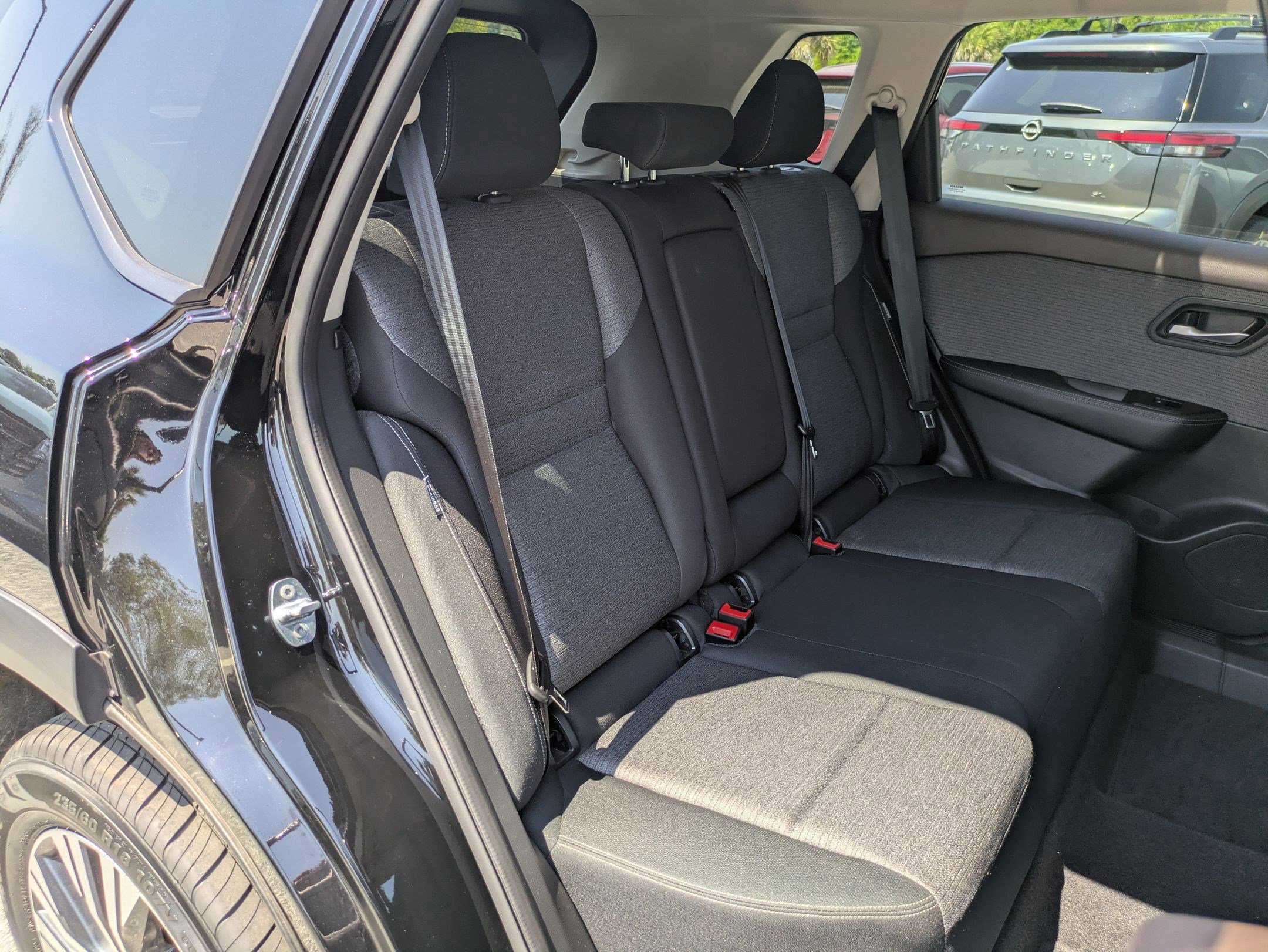 Certified 2023 Nissan Rogue SV FWD image 31