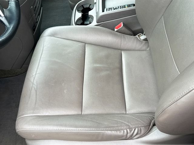 Used 2016 Honda Odyssey Touring Elite image 19