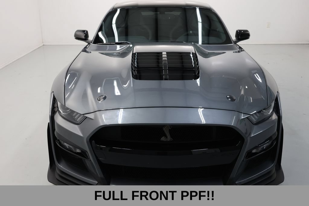 Used 2022 Ford Mustang Shelby GT500 w/ Carbon Fiber Track Pack RWD image 5