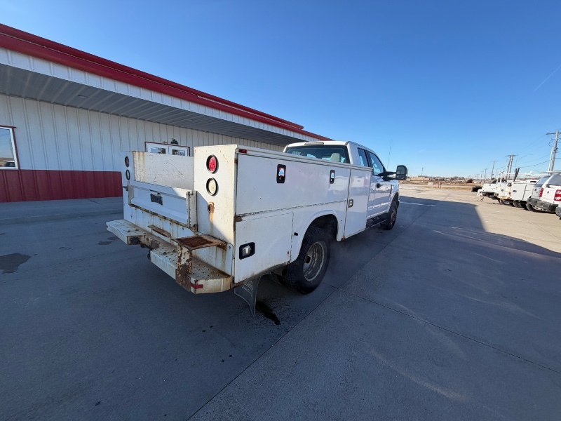 Used 2017 Ford F350 XL w/ Power Equipment Group AWD/4WD image 8
